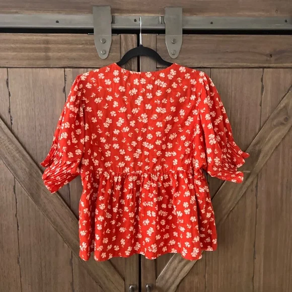 Madewell Puff-Sleeve Button-Front Top in Swiss Dot Happy Hibiscus Size Medium - Picture 4 of 8